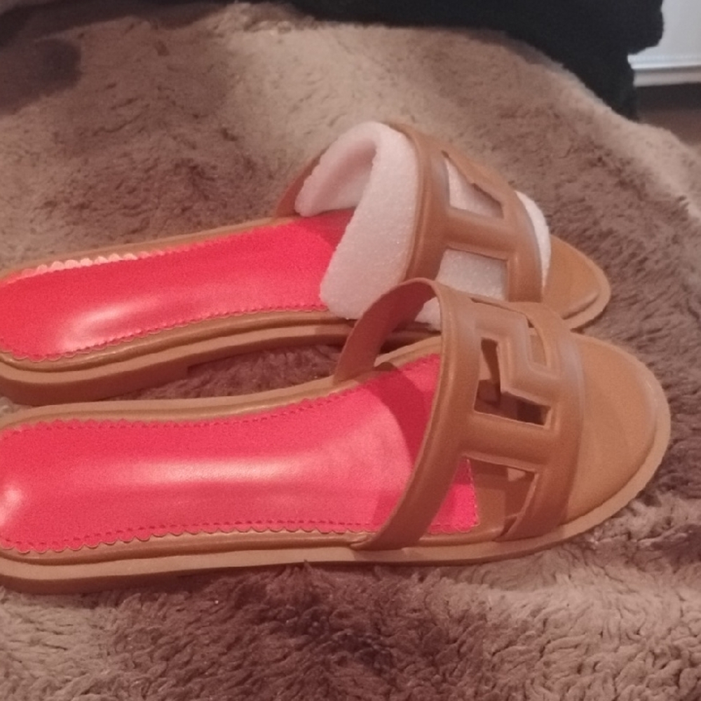 Elegant Tan Slide Sandals for Women